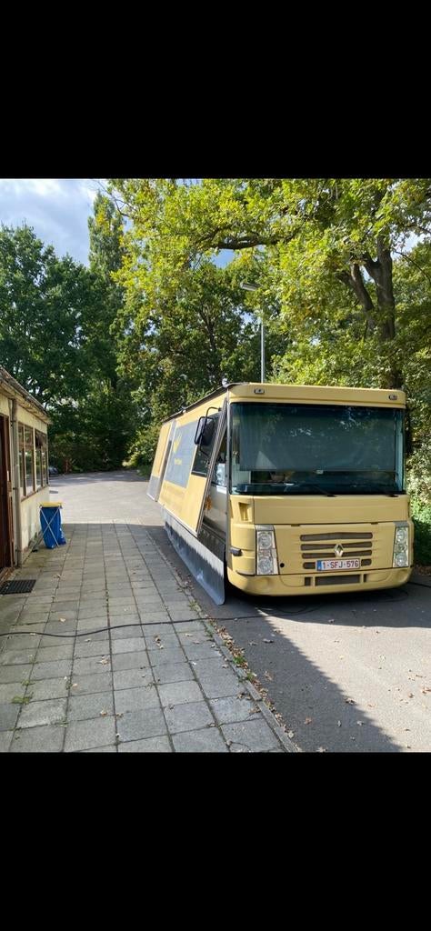 Foodtruck mobiele frietwagen, Ophalen