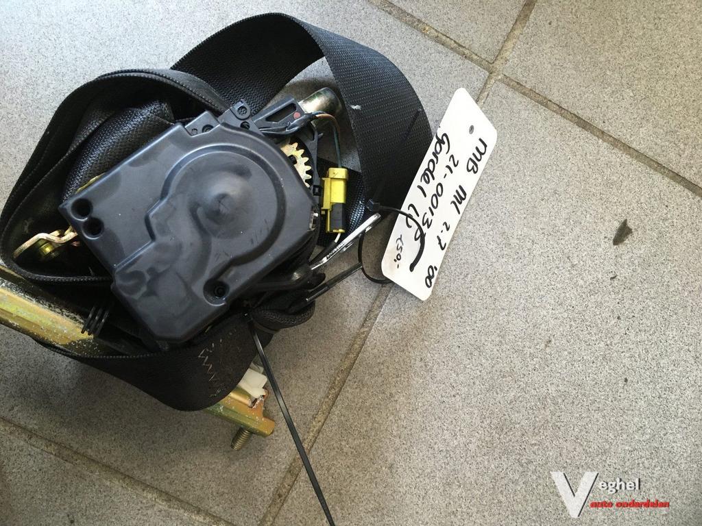 Mercedes ML 2.7 Gordel links of rechts voor, Auto-onderdelen, Gebruikt, -, -, Ophalen of Verzenden