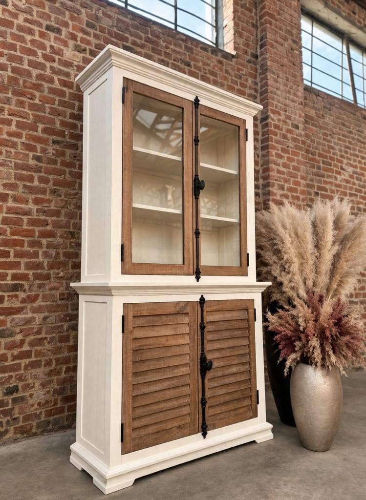 Massief houten buffetkast/vitrinekast art:90/26.1