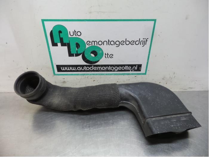 Aanzuigslang Lucht van een Kia Sportage (Sportage 05-), -, -, Ophalen of Verzenden, -