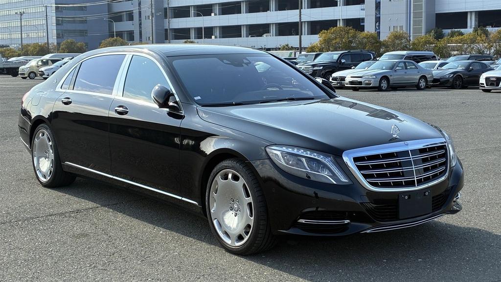 Maybach Other Maybach S500 2015 Nieuw Conditie, Auto's, Overige Auto's, Automaat, Zwart, Navigatiesysteem, Zwart
