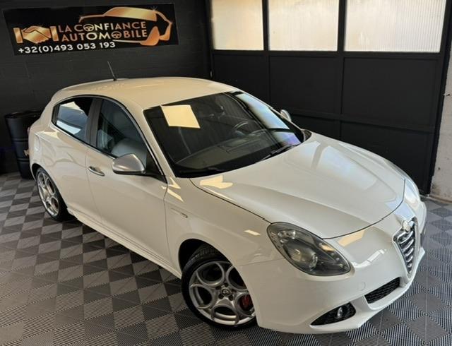 Alfa Romeo Giulietta 1.7TBi Quadrifoglio CT OK Garantie 1 An, Autos, Alfa Romeo, Achat, Noir, 172 kW, Particulier