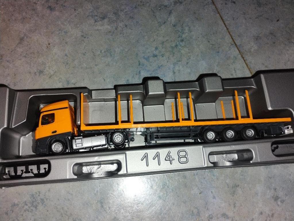 1 SEMI REMORQUE MB ACTROS HERPA H0 MERCEDES BENZ 1/87, Envoi, Neuf, Bus ou Camion, Herpa