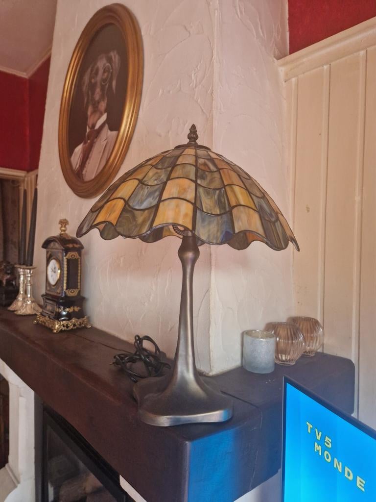 Lampe Tyffani bronze et pâte de verre, Enlèvement, Verre