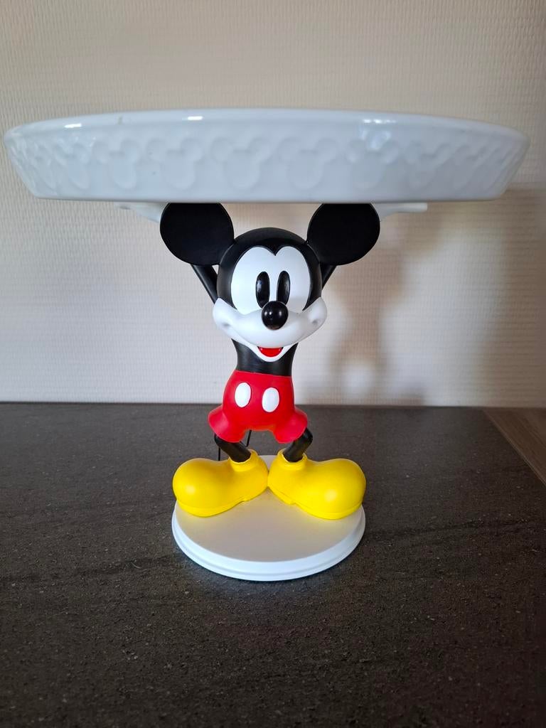 Mickey Mouse beeld, Ophalen