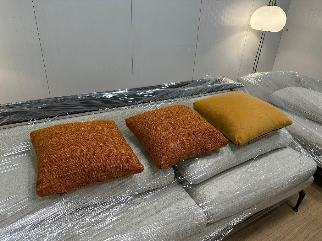 ÉTAT NEUF Minotti coussins décoratifs 3x – PN: 750€ p. pièce, Maison & Meubles, Enlèvement ou Envoi, Comme neuf, Autres couleurs