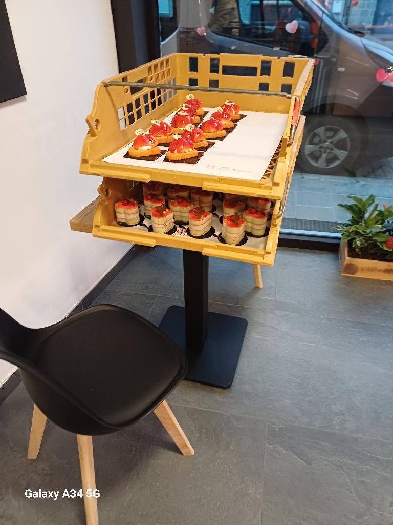 Bac a pain ou pâtisserie a vendre, Enlèvement