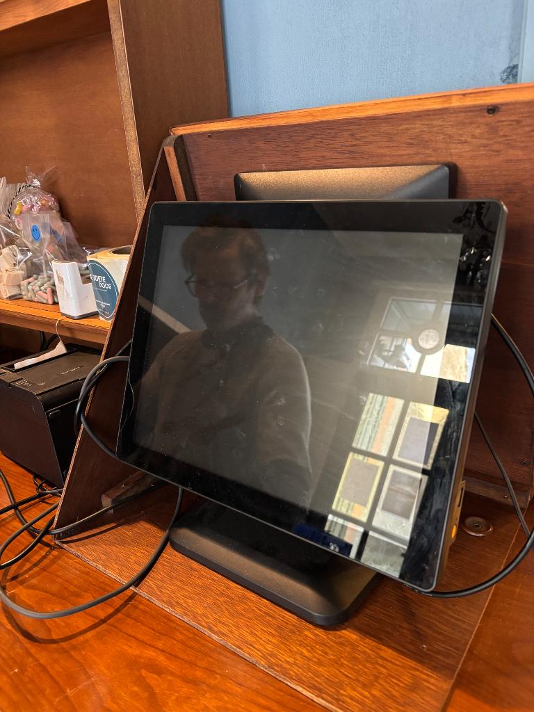 Kassa + geldlade + weegschaal + printer + scanner, Ophalen