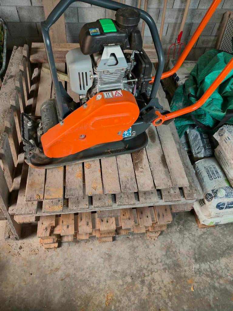 Trilplaat te huur, Bricolage & Construction, Outillage | Autres Machines, Utilisé, Enlèvement