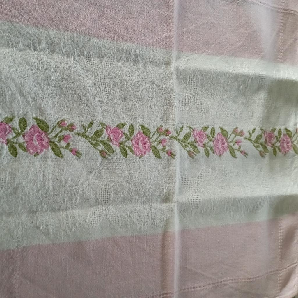 Jolie nappe et 8 serviettes, Enlèvement, Comme neuf