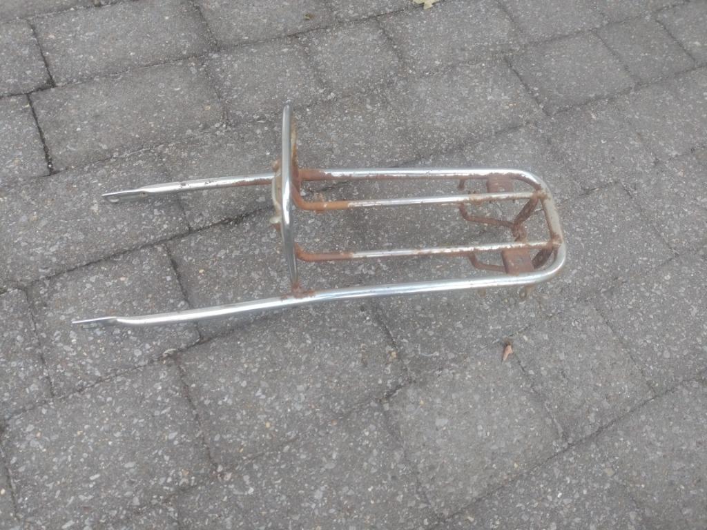 Suzuki FA50 bagagedrager, Fietsen en Brommers, Ophalen of Verzenden, Gebruikt, Overige typen, Overige merken