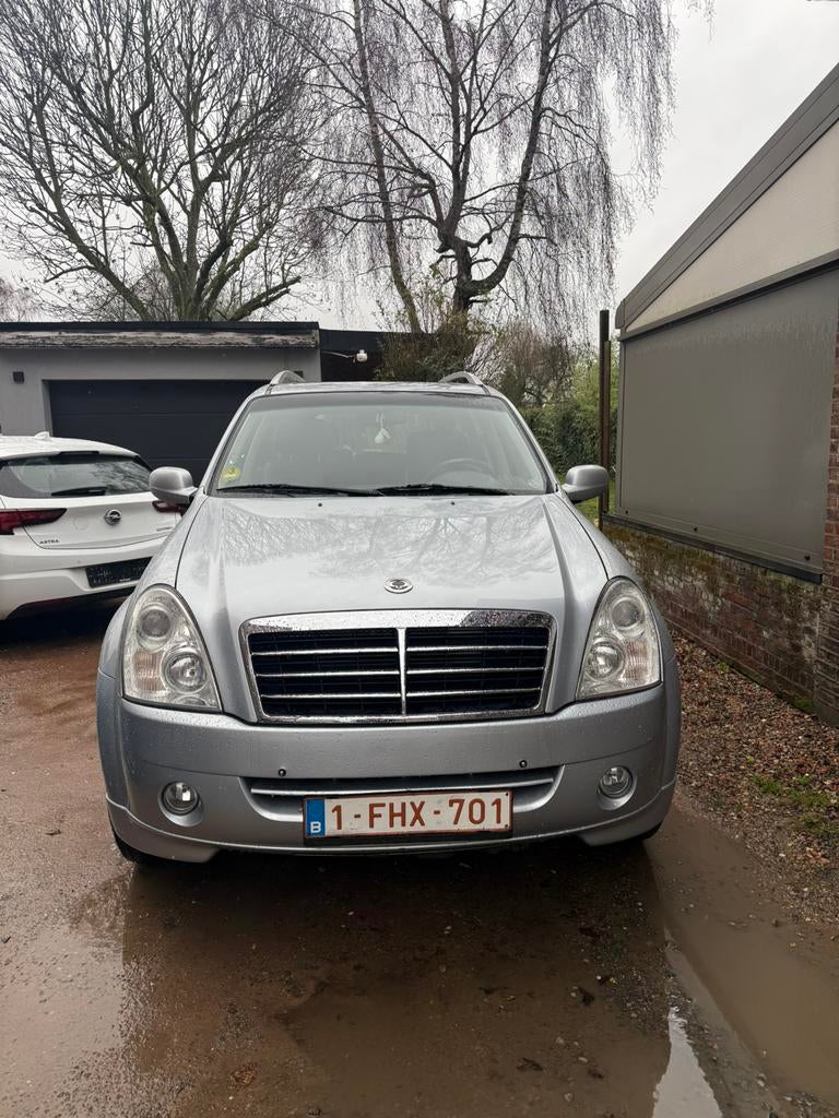 Ssangyong Rexton 2.7Diesel /4X4 / automaat / 148.000km, Auto's, SsangYong, Automaat, Leder, Bedrijf, Diesel