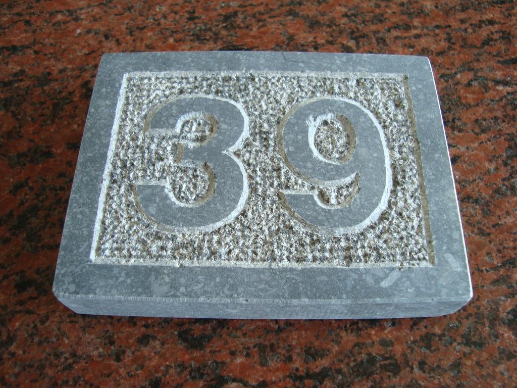 Numéro de maison en pierre bleue, Jardin & Terrasse, Pavé & Dalles, Neuf, Autres types, Pierre naturelle, Moins de 5 m², Enlèvement