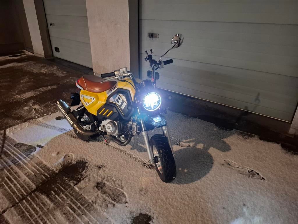 Monkey geel, Fietsen en Brommers, Minibikes, Midibikes en Pitbikes, Zo goed als nieuw, Overige typen, Ophalen