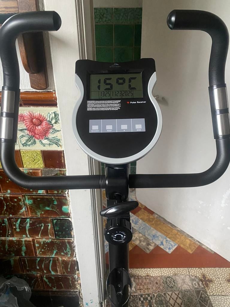 Vélo d’appartement – Bon état – Silencieux & Confortable, Enlèvement, Comme neuf