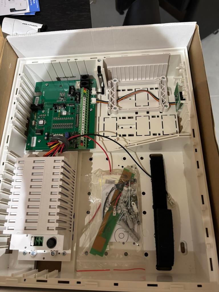 Jablotron 83k, Doe-het-zelf en Bouw, Alarmsystemen, Ophalen, Nieuw, Compleet systeem, Draadloos