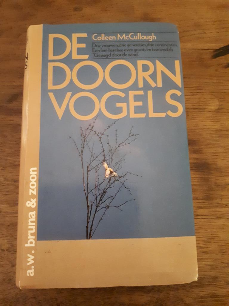 Boek : De doorn vogels, Ophalen of Verzenden, Gelezen