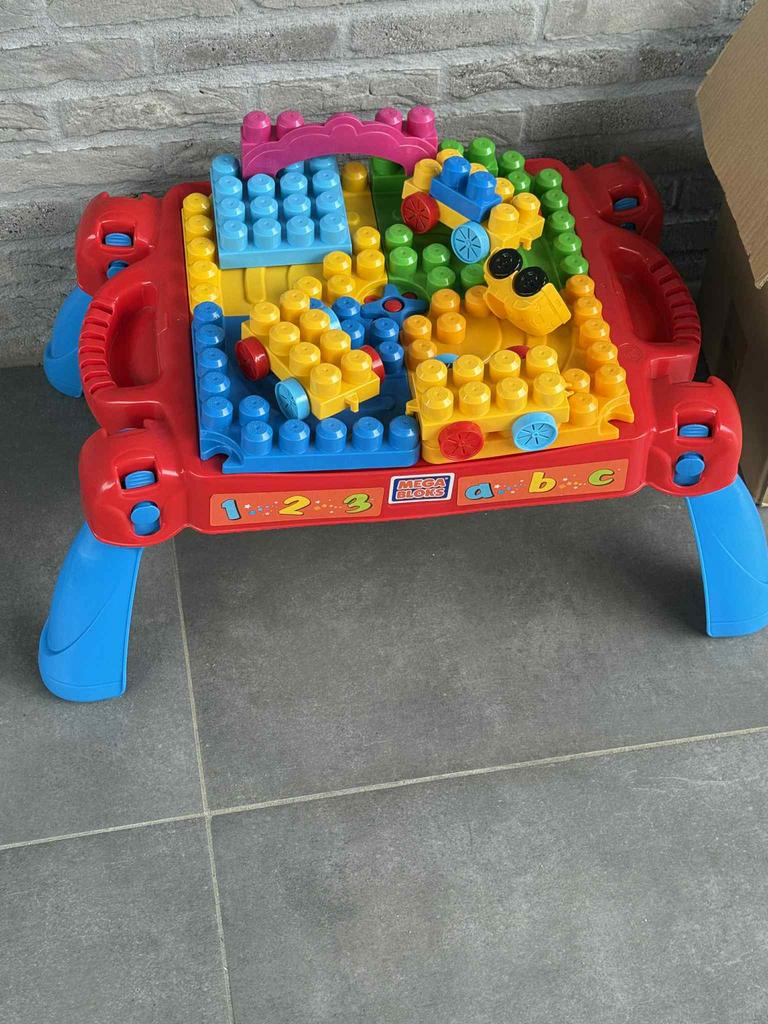 Mega Bloks Bouwtafel met Blokken, Ophalen of Verzenden, Zo goed als nieuw