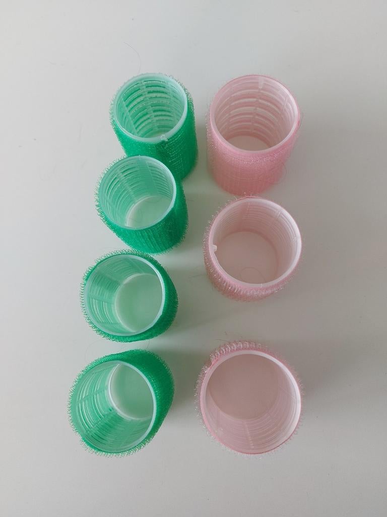 7 krulspelden in kunststof (kleefrollers), Handtassen en Accessoires, Uiterlijk | Haarverzorging, Ophalen of Verzenden, Zo goed als nieuw