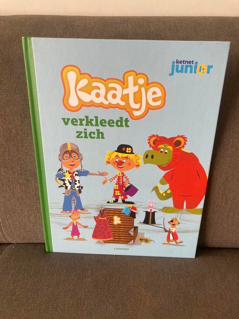 Livre : Kaatje se déguise comme neuf, Garçon ou Fille, Enlèvement ou Envoi, Fiction général, Comme neuf