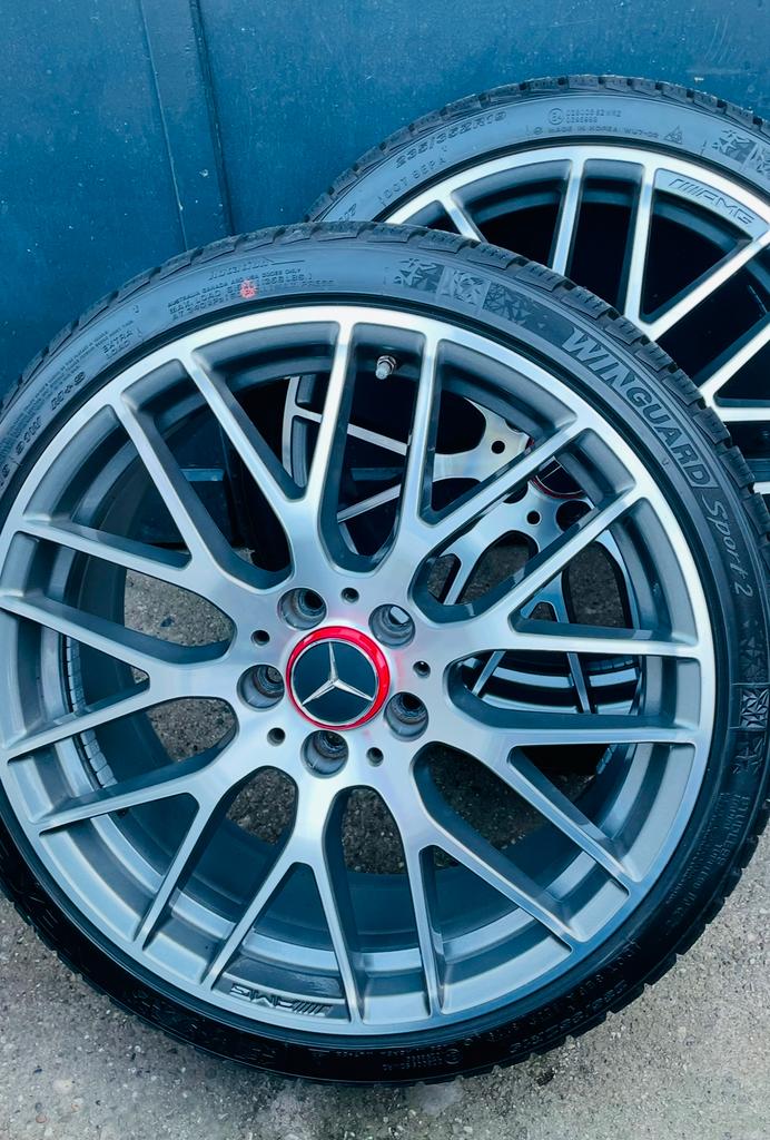 Origineel Mercedes AMG velgen voor een A45 met winterbanden, 255 mm, Pneus été, Pneu(s), 19 pouces