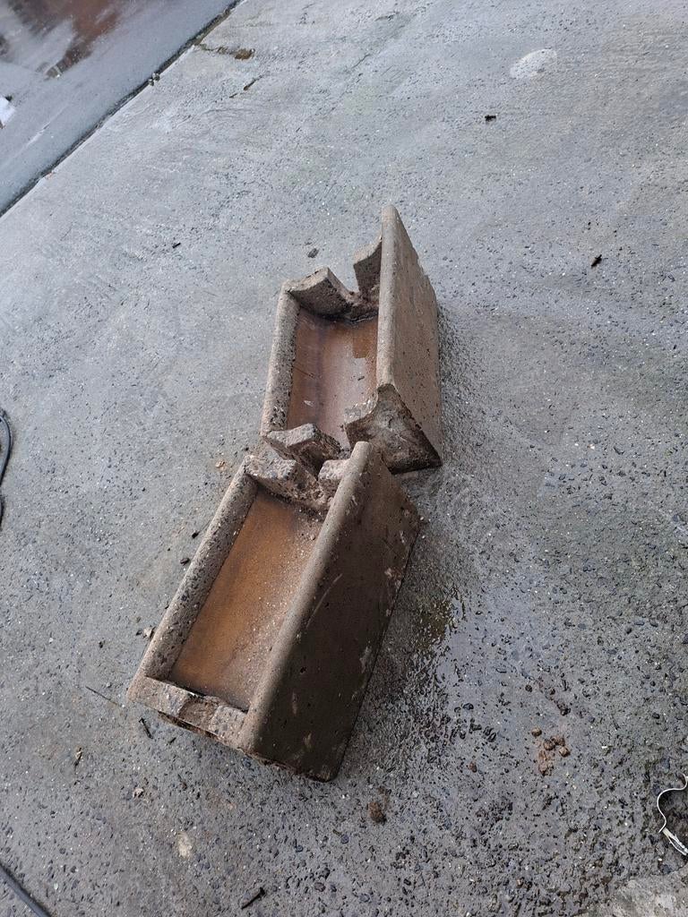 beton eetbakken, Accessoires, 4 paarden of pony's of meer