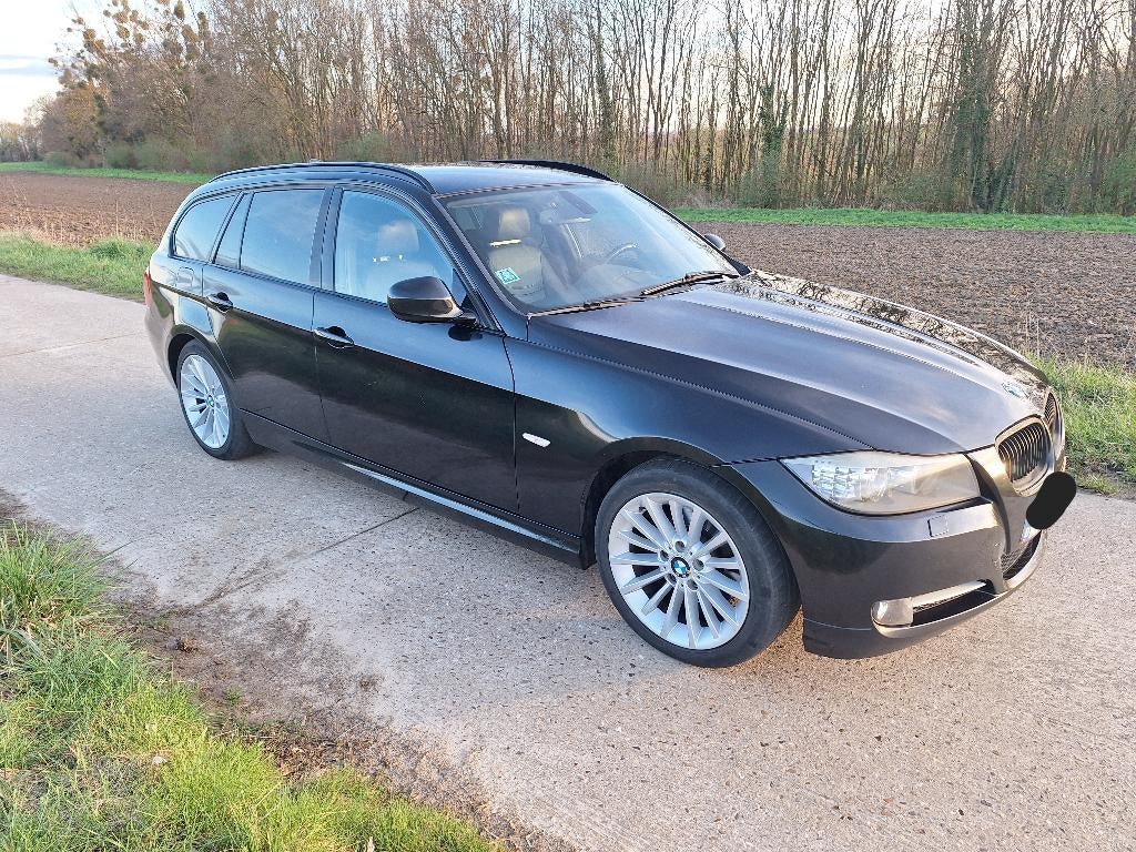 BMW 318d touring, trekhaak, H&k, xenon..., Autos, BMW, Euro 5, Boîte manuelle, Noir, 5 portes