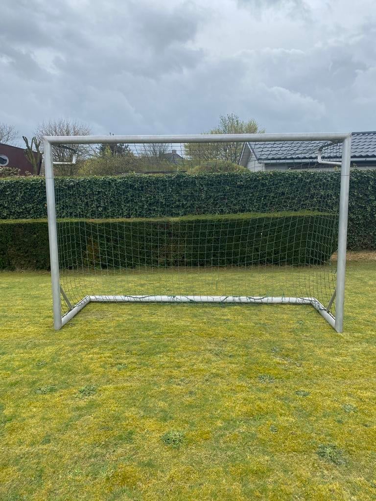 Voetbal doel / goal aluminium 3 x 2 m, Ophalen, Gebruikt