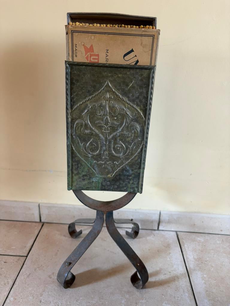 Support pour allumettes pour feu ouvert ou cassette, Maison & Meubles, Enlèvement, Utilisé