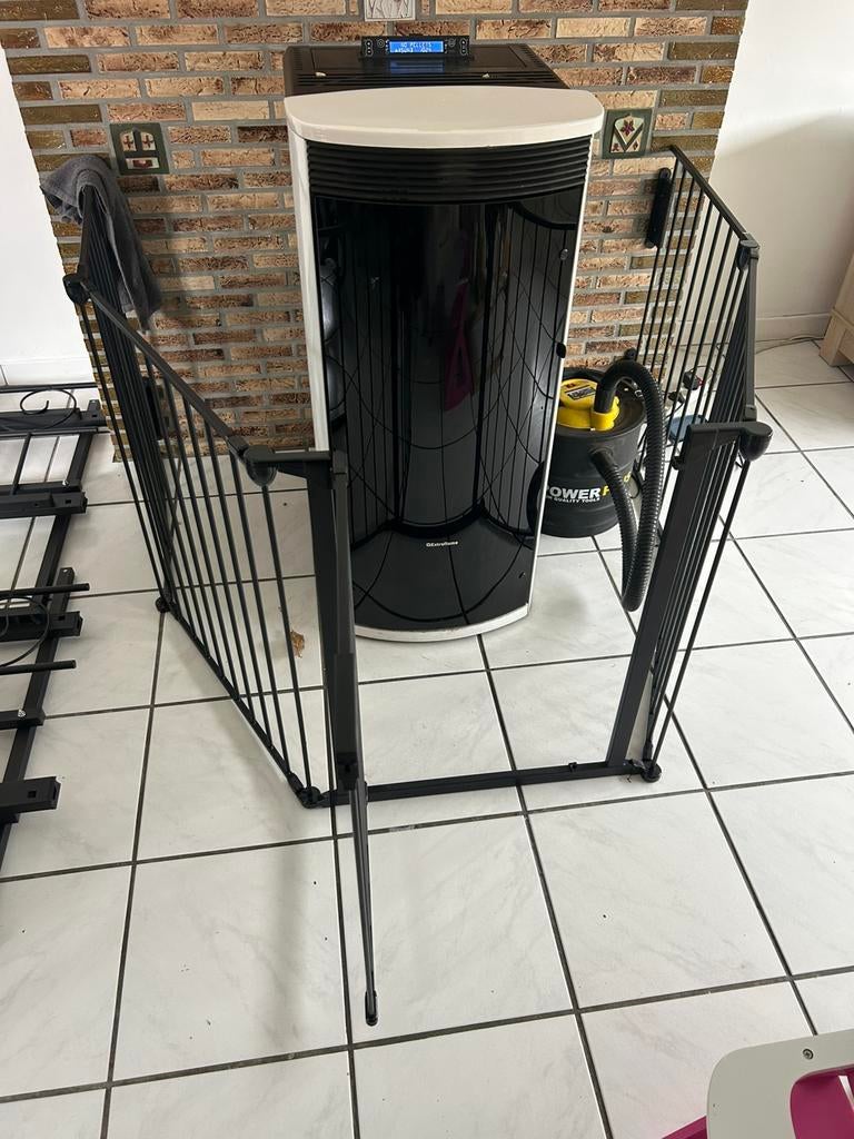 Veiligheidshek kachel, Kinderen en Baby's, Ophalen, Zo goed als nieuw, Schroefhekje