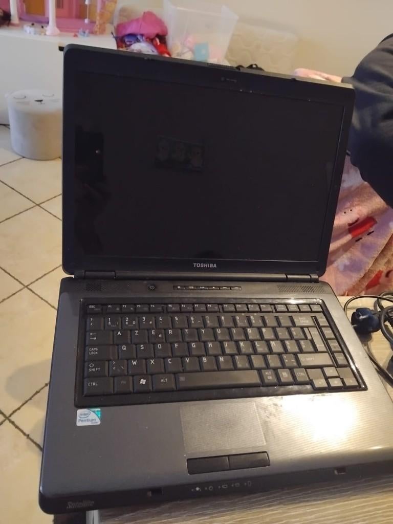 Laptop Toshiba, Enlèvement ou Envoi, Utilisé, Azerty, Toshiba