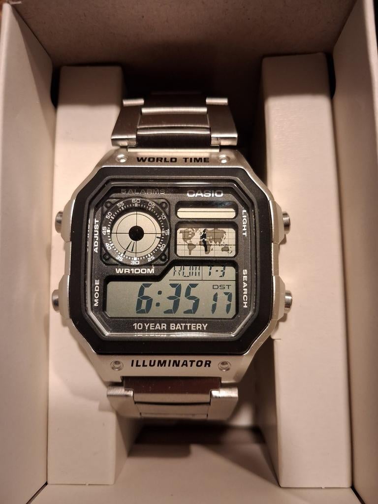 Montre casio, Bijoux, Sacs & Beauté, Enlèvement ou Envoi, Casio