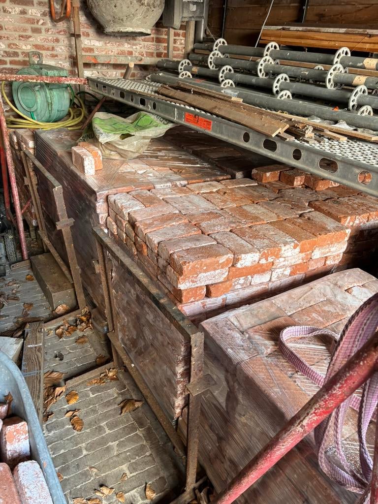 Oud kwaeremont vandemoortele m50, Enlèvement, Neuf, Briques