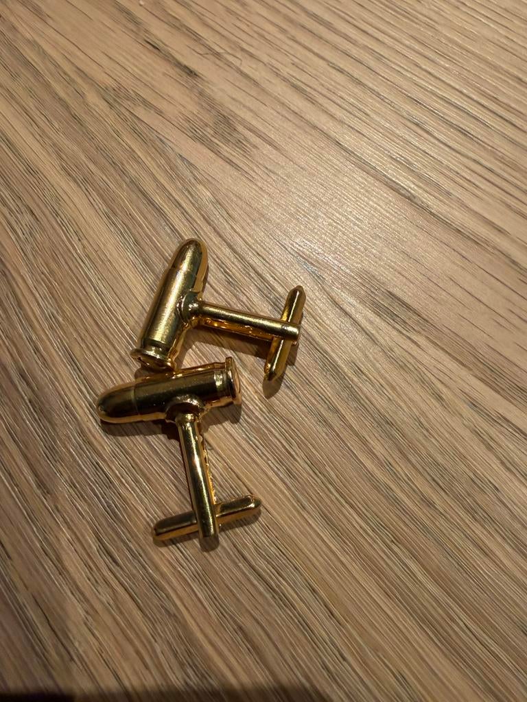 Oude manchetknoppen vorm kogel, Verzamelen, Ophalen