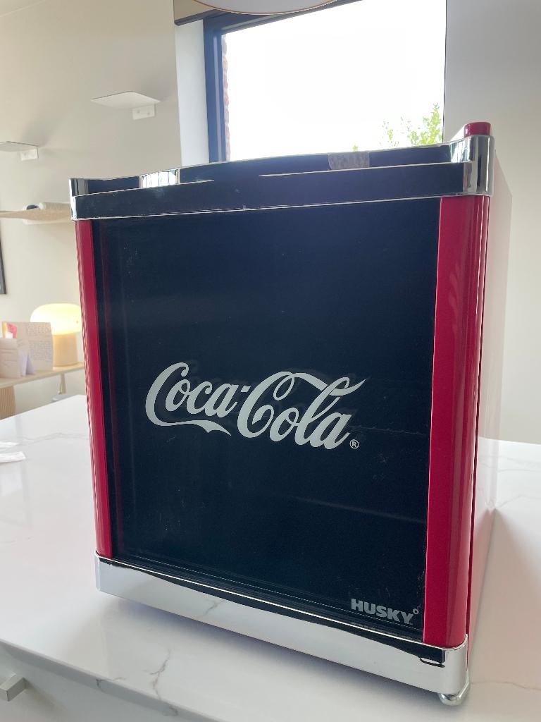 Husky CoolCube - Mini koelkast - Coca Cola, Elektronische apparatuur, Koelkasten en IJskasten, Gebruikt, Zonder vriesvak, Minder dan 75 liter