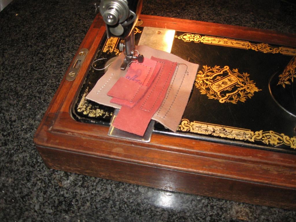 Naaimachine (leerstikker), Enlèvement, Utilisé, Machine à coudre