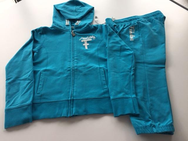 Sportief setje voor meisjes 134 / 140, Kinderen en Baby's, Kinderkleding | Maat 134, Meisje, Ophalen of Verzenden, Zo goed als nieuw