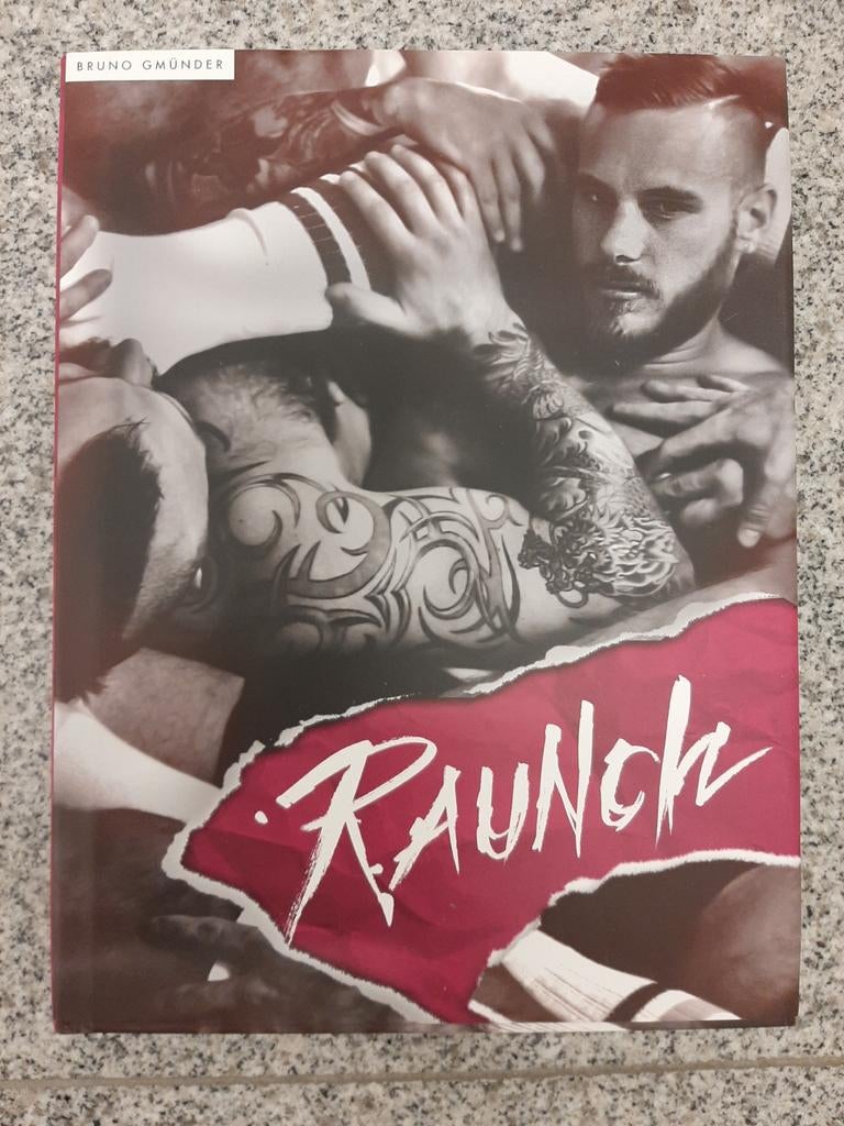 Erotisch fotoboek mannelijk naakt Raunch, Enlèvement ou Envoi, Comme neuf