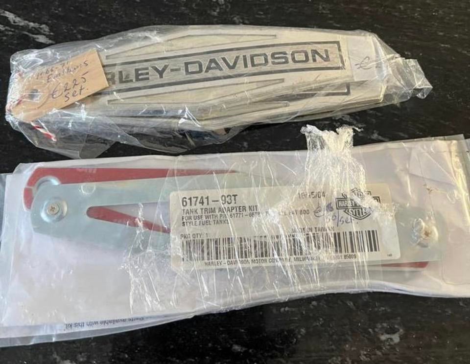 Harley Davidson panhead tankemblemen, Verzenden, Zo goed als nieuw