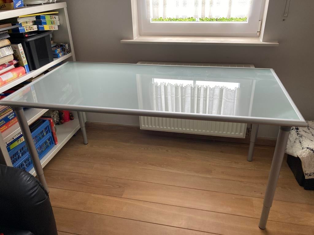 Mooi modern bureau, Huis en Inrichting, Modern, Ophalen, Zo goed als nieuw