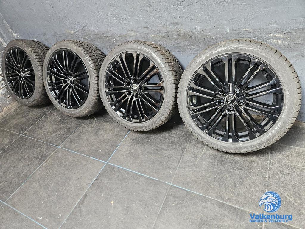7-8mm! Originele Audi A5 B9 8W 18 inch zwarte velgen 5x112 w, Auto-onderdelen, 18 inch, -, -, Banden en Velgen