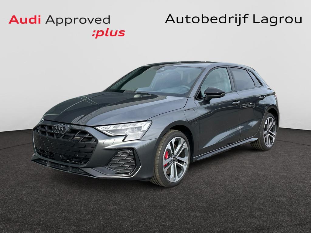 Audi A3 Sportback PHEV A3 Sportback PHEV 45 TFSI e Competiti, Autos, Audi, Argent ou Gris, Achat, https://public.car-pass.be/vhr/ad382e60-467a-44ba-825b-ce4cc79fab77