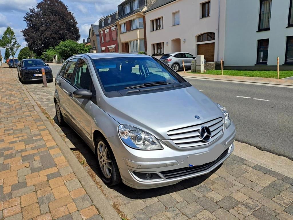 Mercedes B180, Particulier, Automatique, Achat
