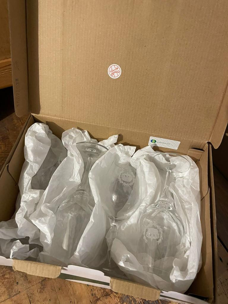 4 verres, Enlèvement, Comme neuf