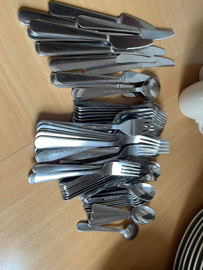 Bestek ikea, Enlèvement, Comme neuf