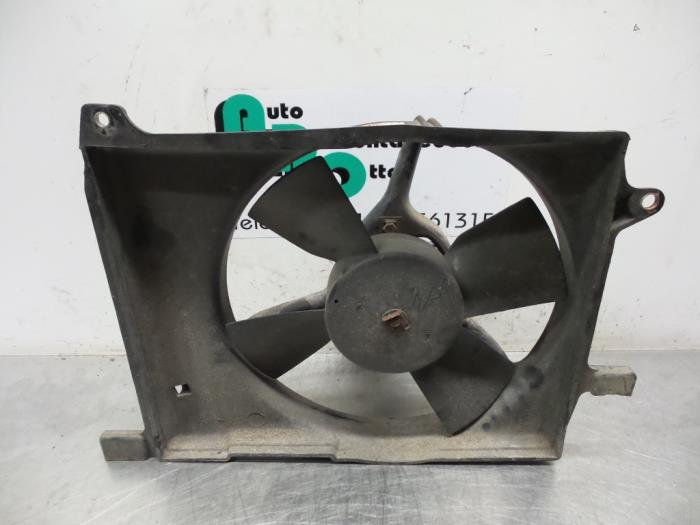 Koelvin van een Opel Kadett (Kadett E 84-), Gebruikt, -, -, Opel