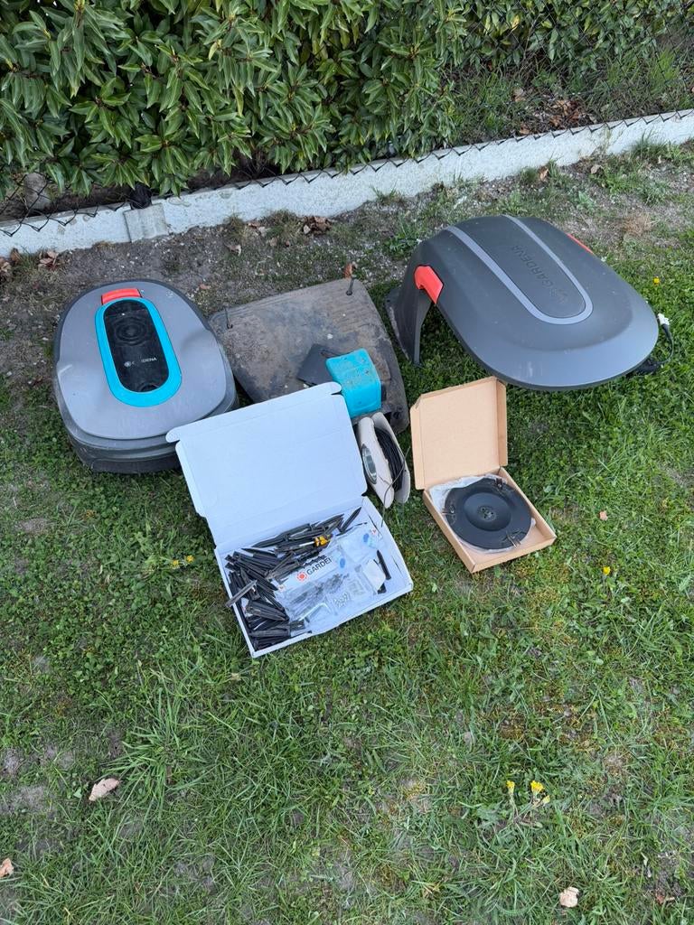 Gardena Sileno 850, Jardin & Terrasse, Tondeuses robotisées, Comme neuf, Enlèvement