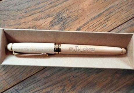 Stylo à plume en bois Maredsous.Neuf jamais utilisé.Envoi ok, Enlèvement ou Envoi, Neuf
