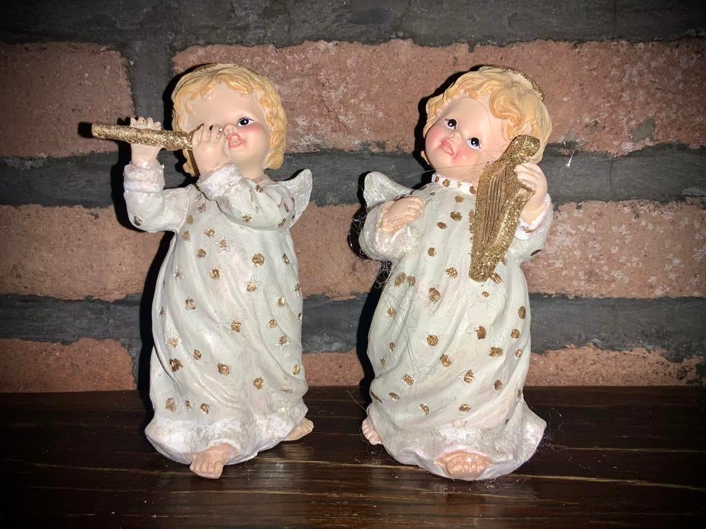 2 muzikale engeltjes in biscuit., Ophalen, Gebruikt