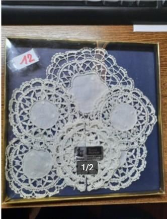 Setje onderleggers - Brugse kant, Hobby en Vrije tijd, Kantklossen, Ophalen of Verzenden, Zo goed als nieuw, Overige typen